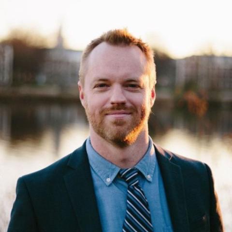 Headshot of Craig McDonald